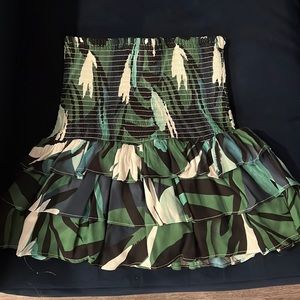 Oliviaceous Size M Ruffle Skirt